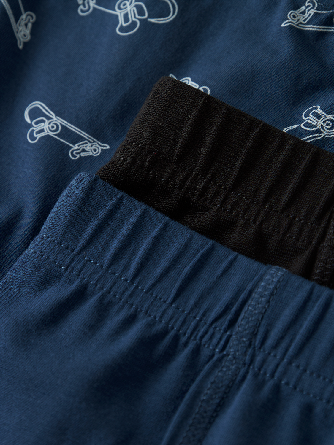 model_shot-front_full